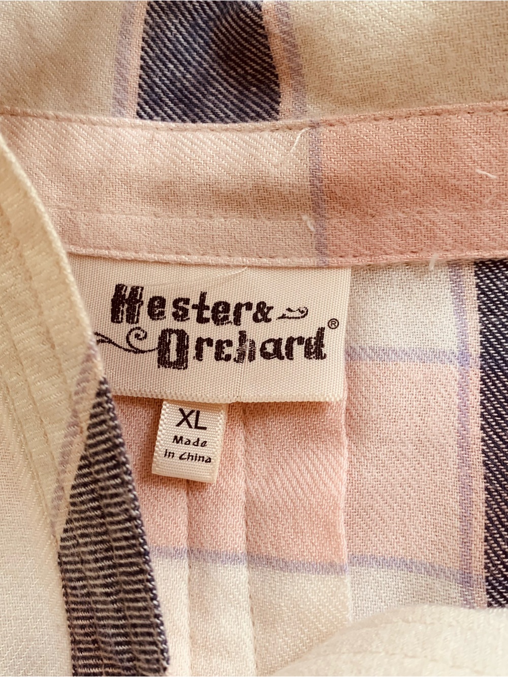 Hester & Orchard  Cotton/Rayon Blend Roll Tab Sleeve High-Low Button up Top XL - Picture 12 of 13